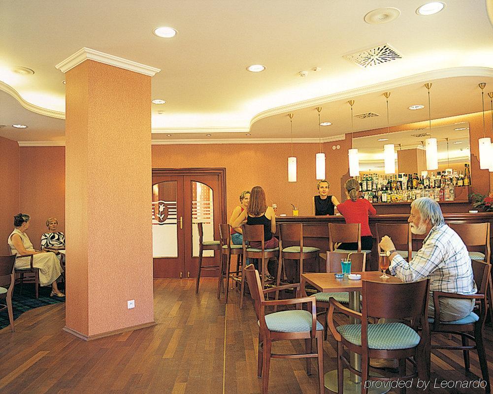 Hotel Lival Gdansk Restoran fotoğraf